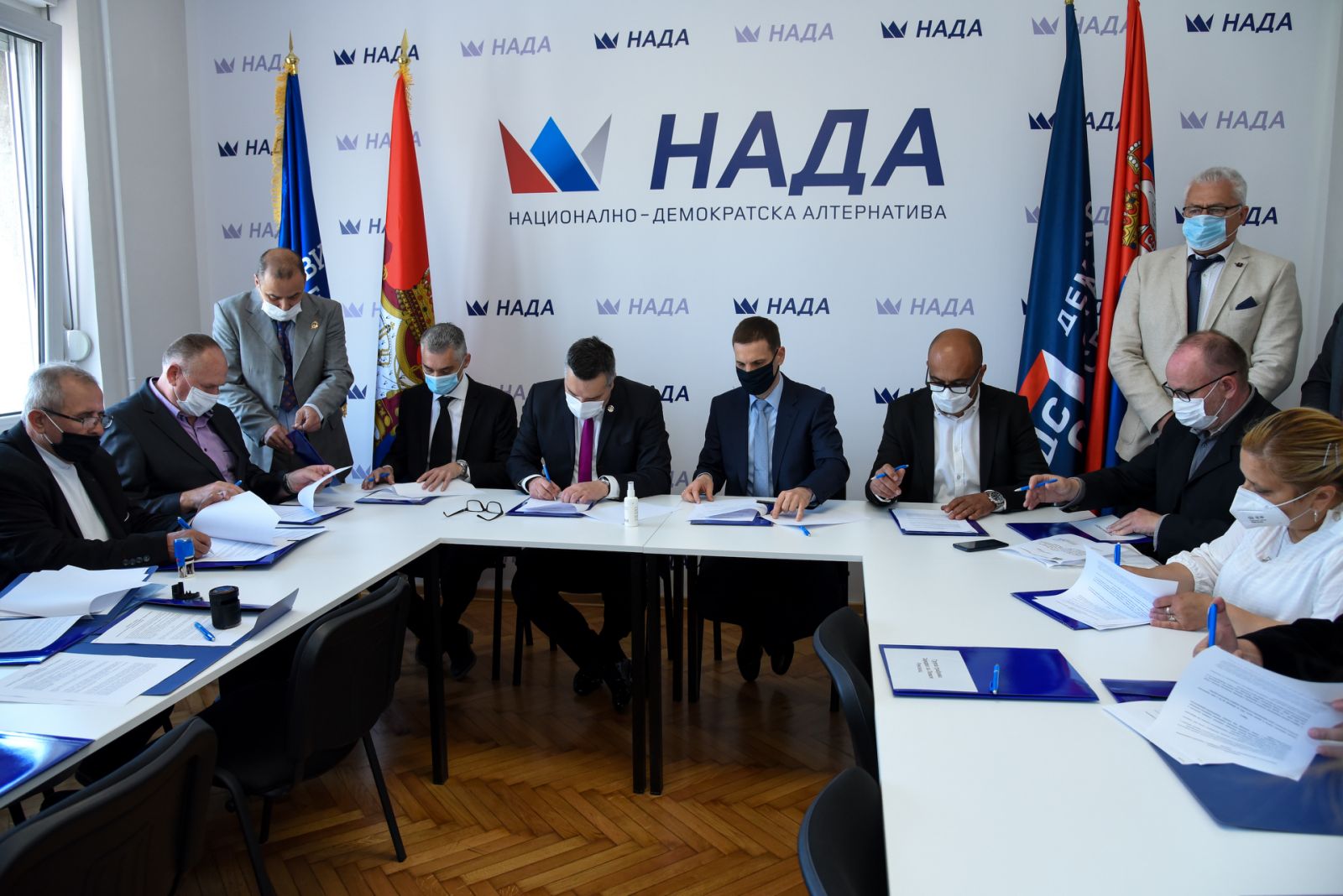 ПОКС, ДСС и 19 удружења и група грађана потписали коалициони споразум
