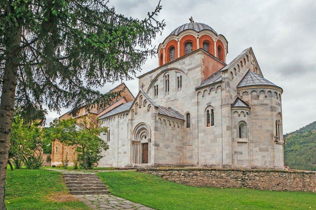 Izgradnja hidrolektrane na reci Studenici ugrožava manastir