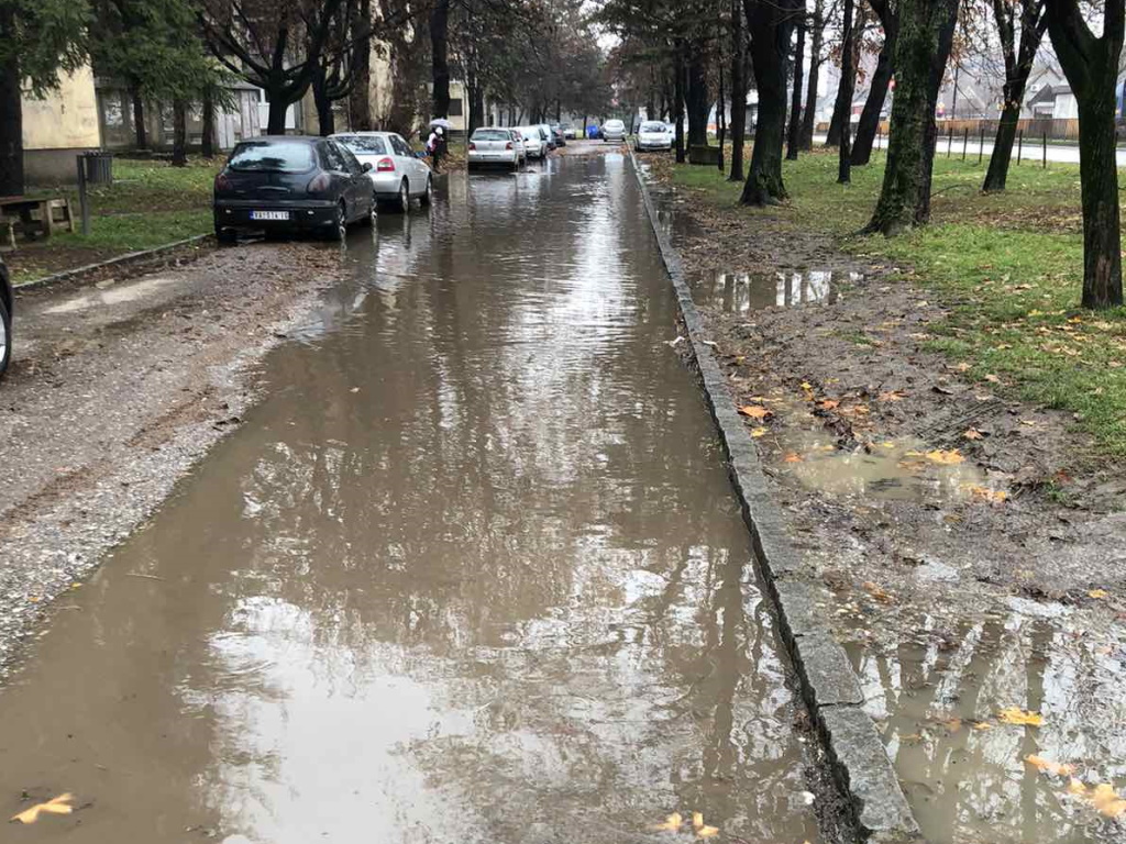 Нови ДСС Ваљево:Проблеми у насељу Збратимљени градови